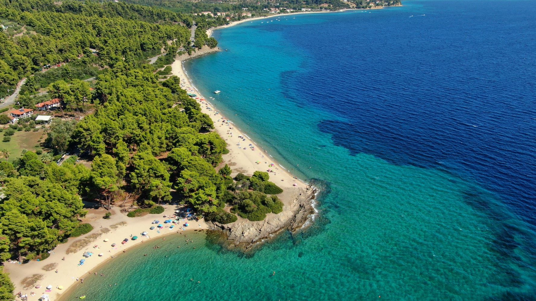 Der Strand von Lagomandra photo